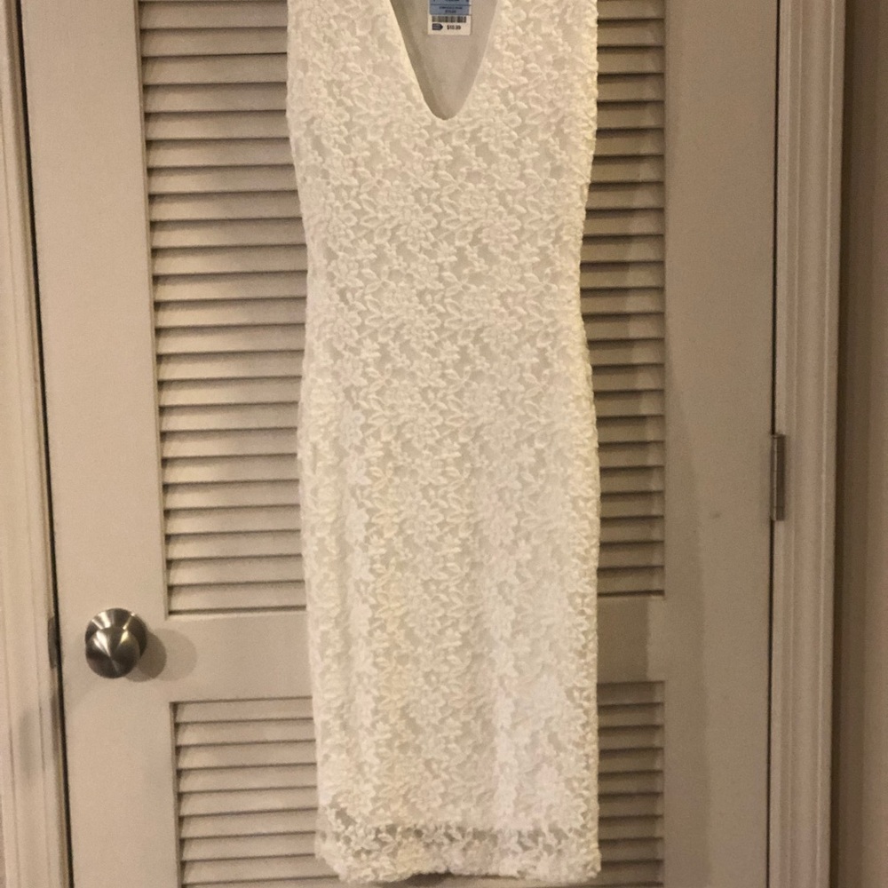 White Lace Dress - Picture 2 of 5